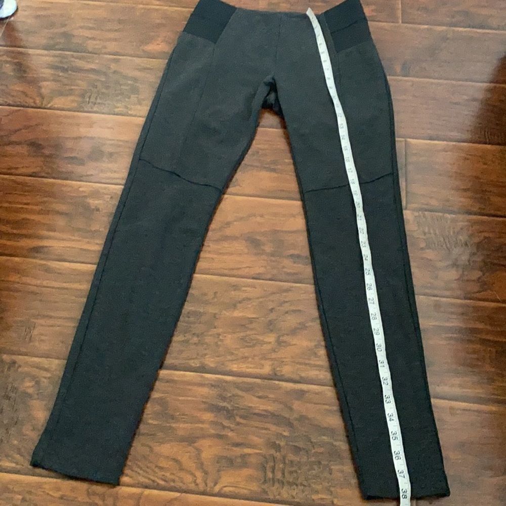 Kut From The Kloth Gray With Black Leggings - Picture 9 of 13